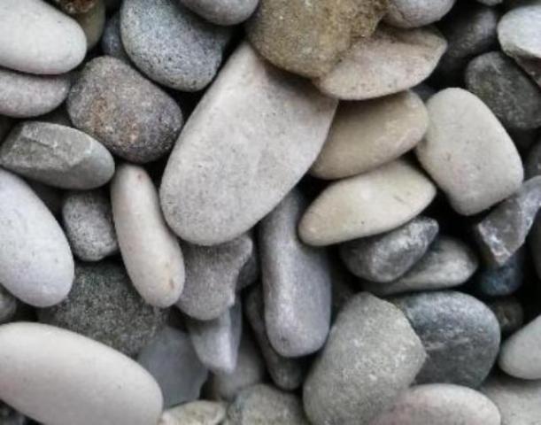 Где заказать гальку и каменную крошку с доставкой?  в Барнауле